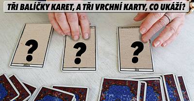 Tři balíčky karet, a na nich tři vrchní karty, co ukáží?